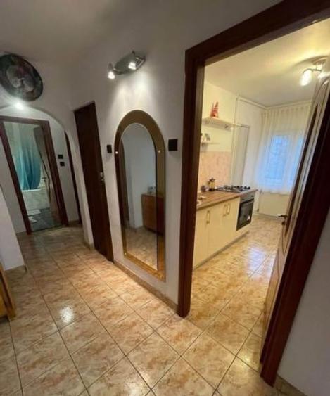Apartament cu 2 camere decomandat, mobilat în Vitan Mall