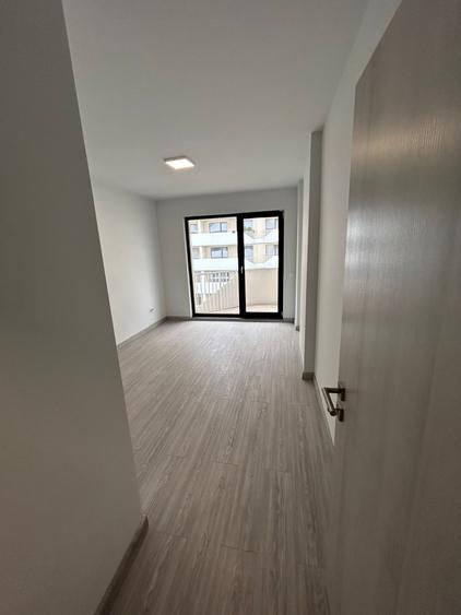 Apartament cu 2 camere semidecomandat în Florești