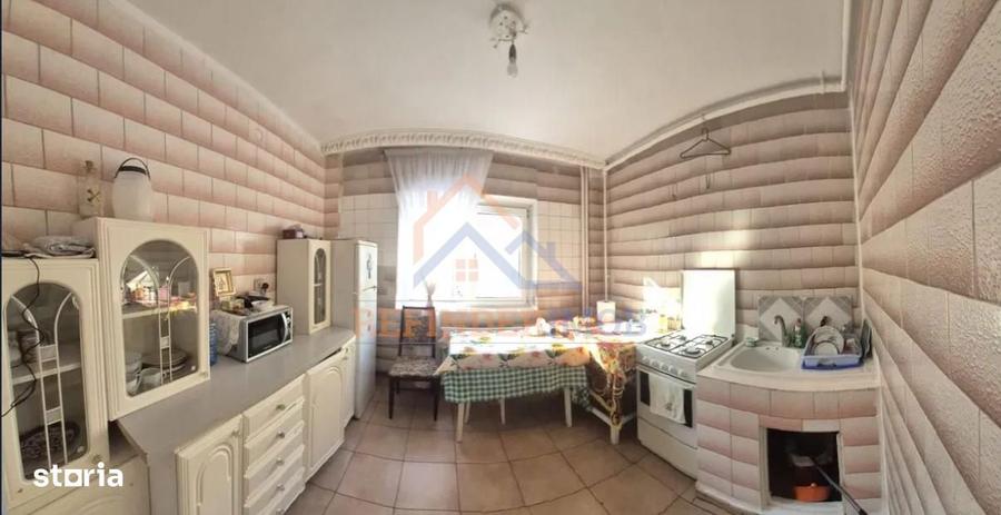 Apartament cu 2 camere semidecomandat în Mărgeanului