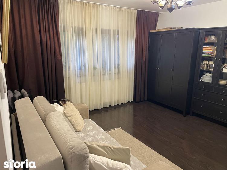Apartament cu balcon ?i lift, 3 camere, Rahova - 5
