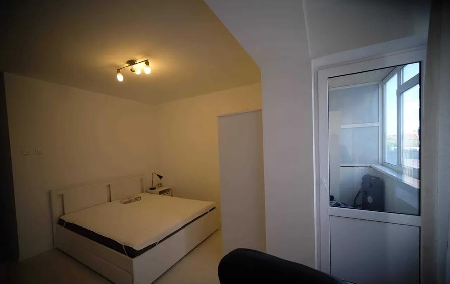 Apartament cu 2 camere decomandat în Drumul Taberei