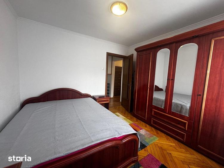 Apartament cu 3 camere decomandat în Banat