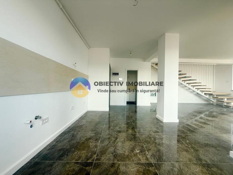 Apartament cu 3 camere decomandat în Calea Romanului
