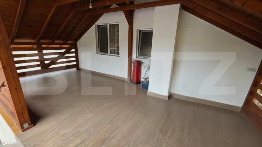 Casă individuală cu 4 camere cu Canalizare în Periferie