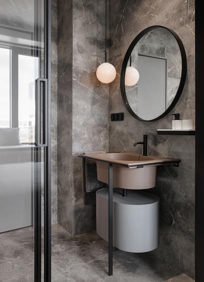 Apartament cu 4 camere în Eroii Revoluției