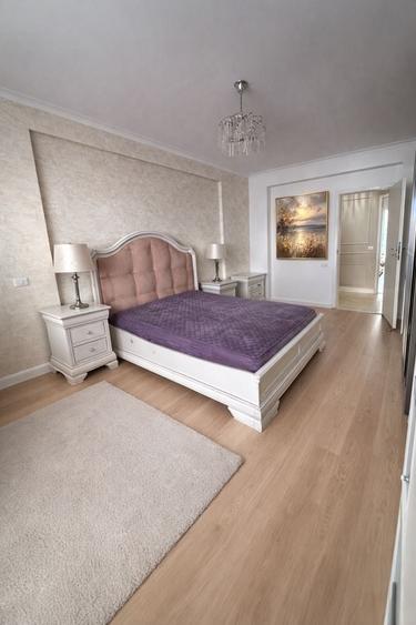 Apartament cu 4 camere decomandat în Militari
