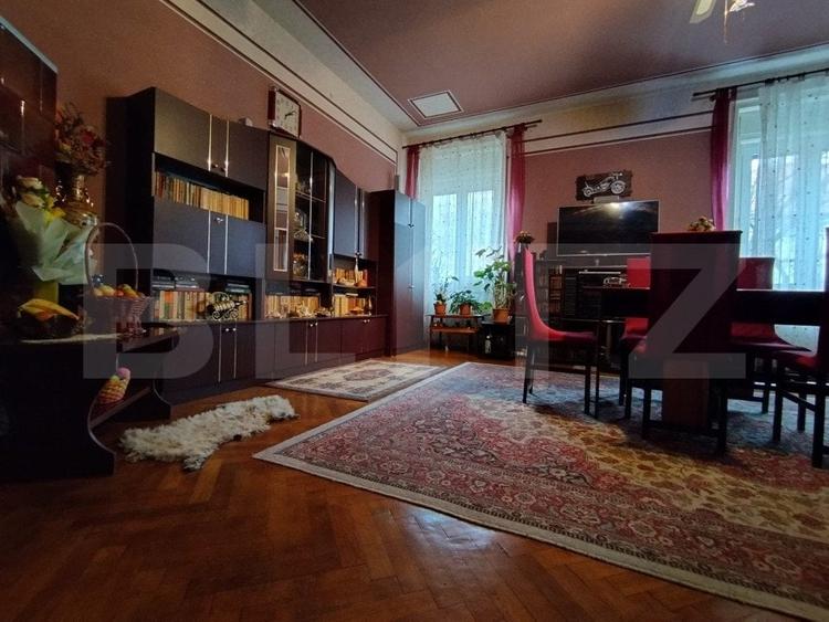 Apartament spațios, cu 4 camere, 155 mp, zona Catedrală și malul Begai - 1