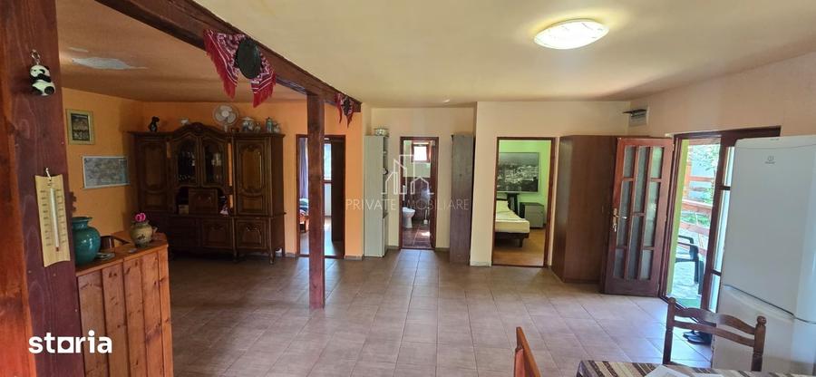 Casă cu 5 camere cu Teren 479 Mp în Central
