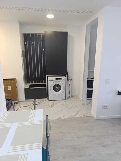 Apartament decomandat în Parcul Carol