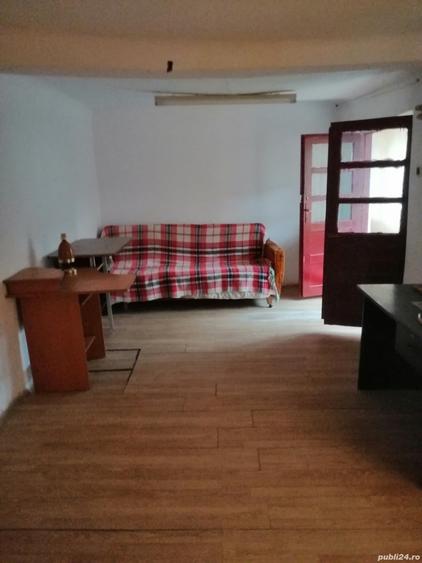 Casă cu 4 camere cu Teren 132 Mp în Central