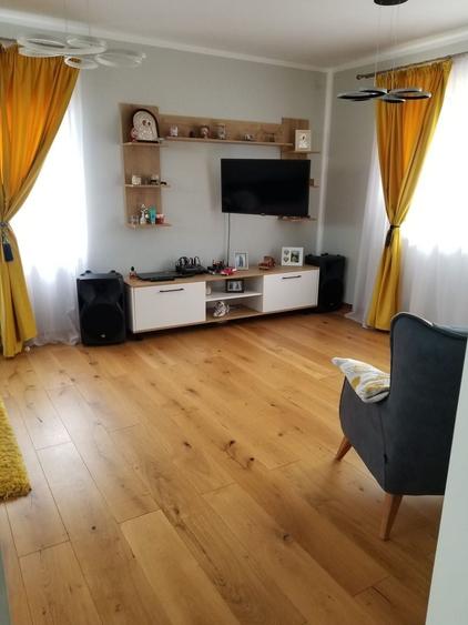 Casă individuală cu 3 camere cu Canalizare în Tărlungeni