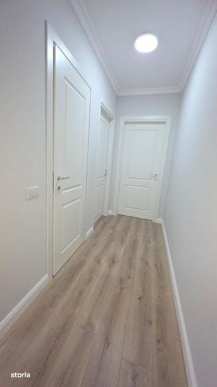 Apartament cu 3 camere semidecomandat în Dămăroaia