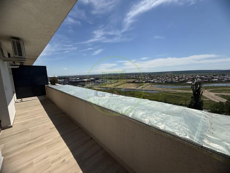 Apartament cu 3 camere, mobilat în Craiovița Nouă