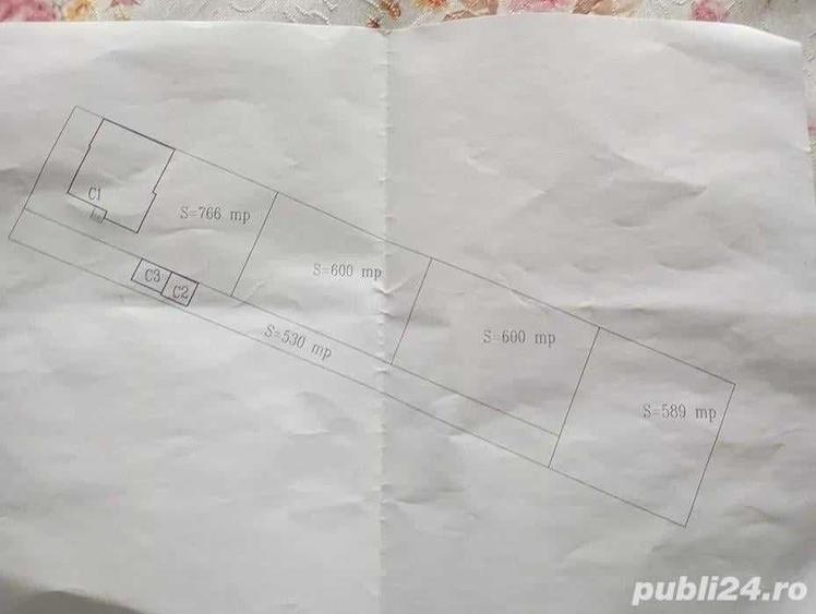 Casă cu 4 camere în Central