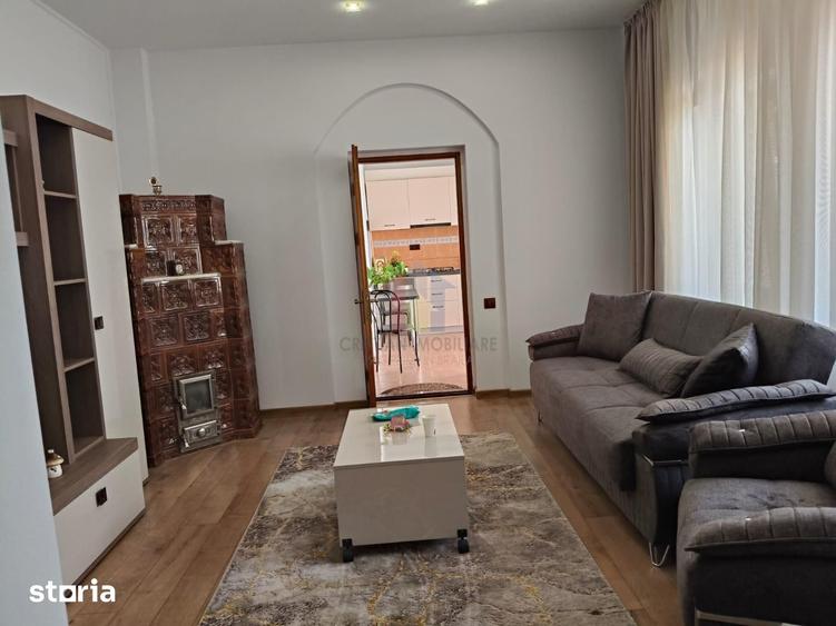 Casă cu 4 camere cu Teren 300 Mp în Central