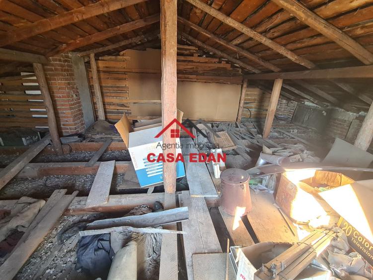 Duplex cu 2 camere cu Teren 169 Mp în Câmpina