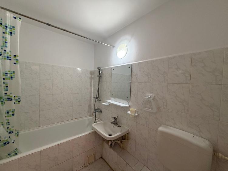 Apartament cu 2 camere decomandat în Iancului