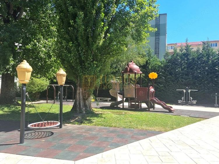 Apartament cu 2 camere semidecomandat în Take Ionescu