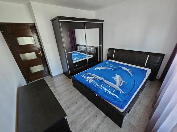 Apartament cu 3 camere decomandat în Budiu Mic