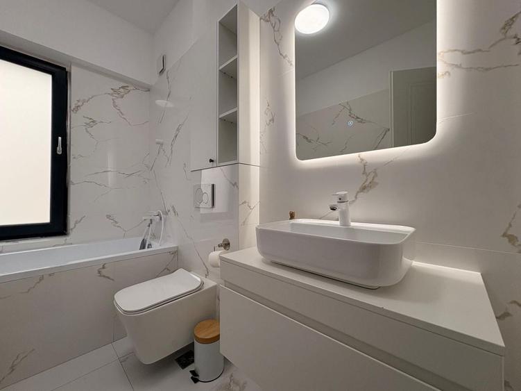 Apartament cu 3 camere decomandat, mobilat în Pipera