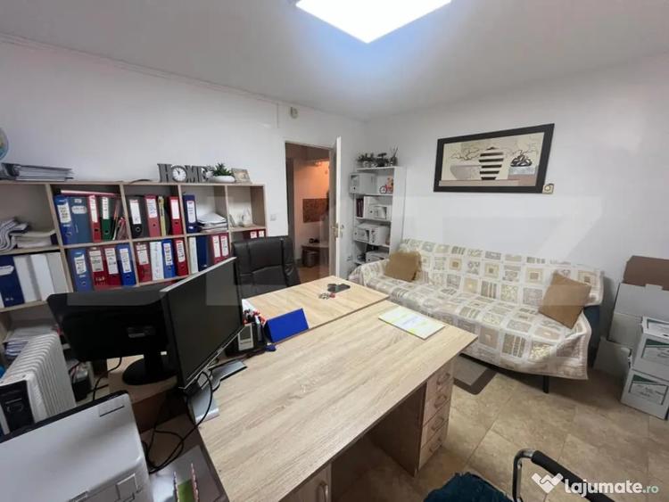 Garsonieră decomandată în Central