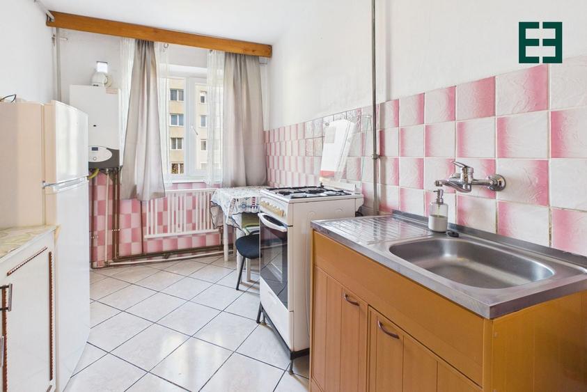 Apartament cu 2 camere semidecomandat în Șagului