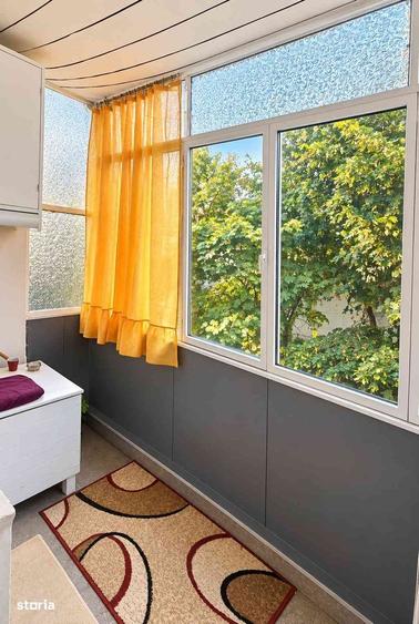 Apartament cu 2 camere semidecomandat în Boul Roșu