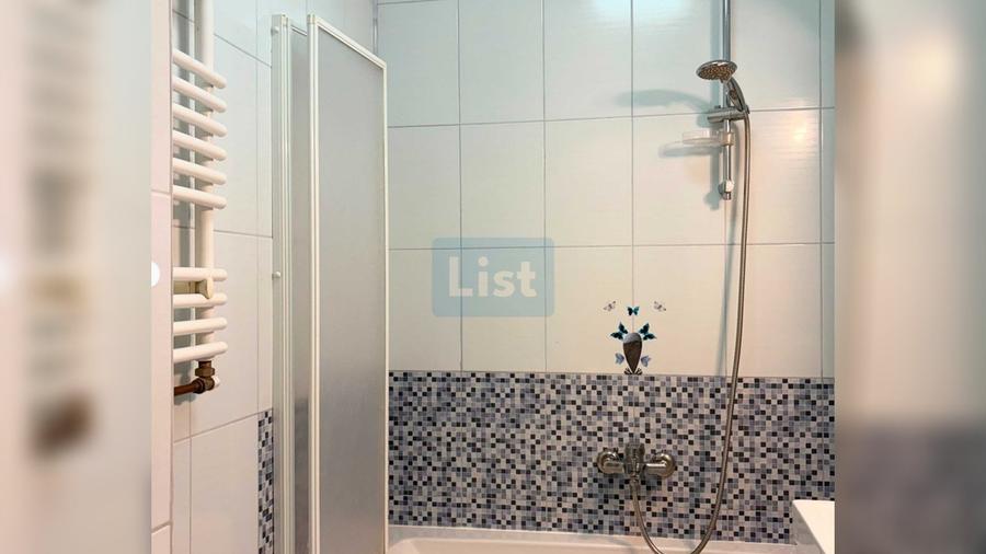 Apartament cu 3 camere semidecomandat, mobilat în Drumul Taberei