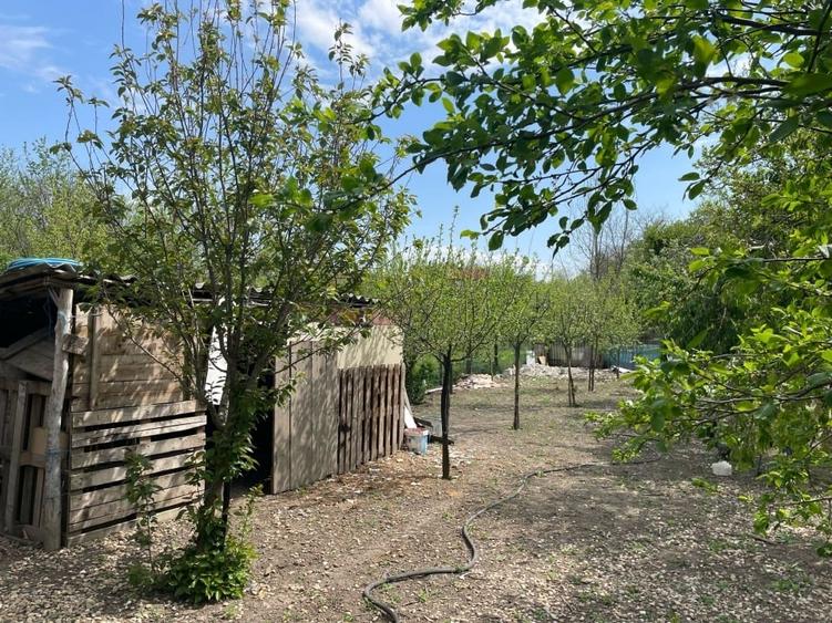Casă individuală cu 4 camere cu Teren 1700 Mp în Vârtoapele de Jos