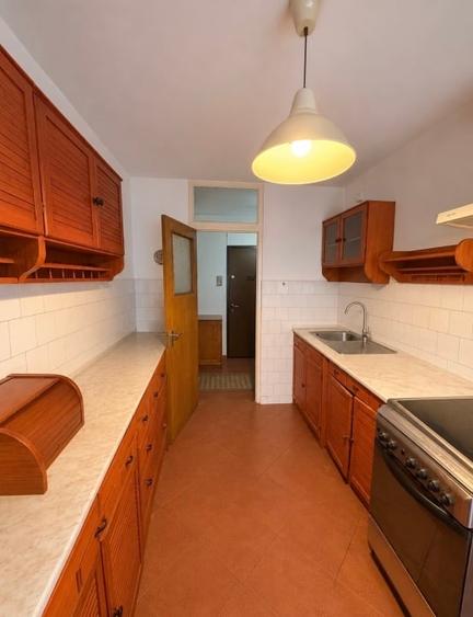 Apartament cu 2 camere decomandat în Decebal