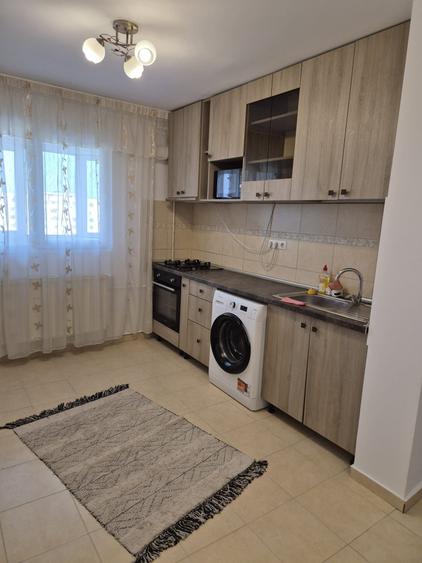 Apartament cu 2 camere decomandat în Runcu