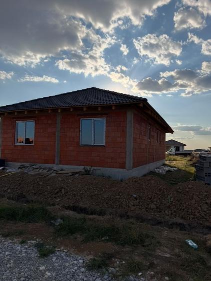 Casă cu 4 camere în Cihei
