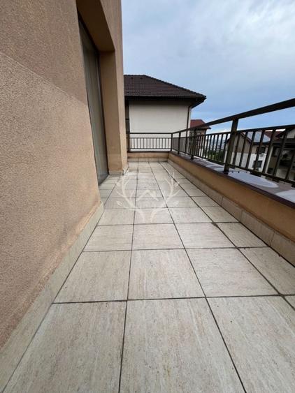 Apartament cu 2 camere semidecomandat în Bună Ziua