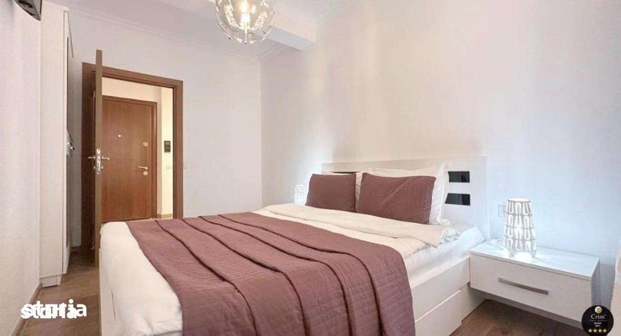 Apartament cu 3 camere decomandat în Cazino