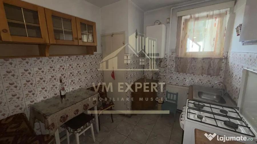 Apartament cu 2 camere decomandat în Sud