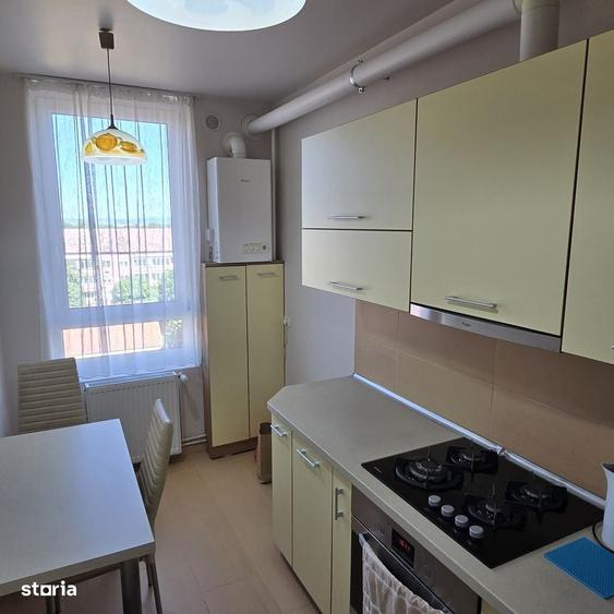 Apartament cu 2 camere nedecomandat în Romanilor