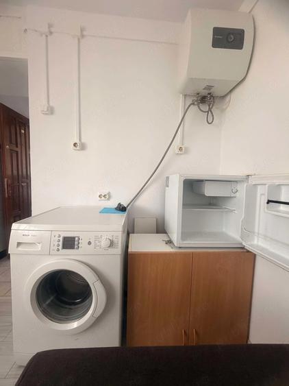 Proprietar inchiriez garsoniera ideal pentru elevi studen?i - 1