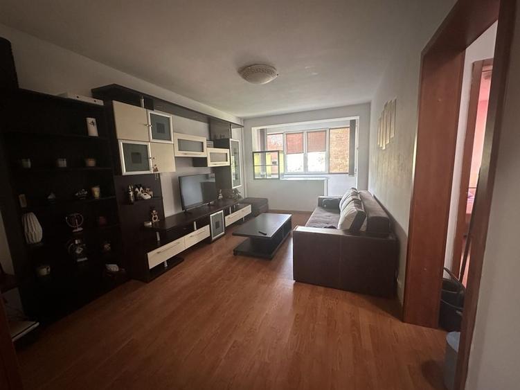 Apartament 2 camere de închiriat – Metrou Râul Doamnei | Centrala Proprie - 1