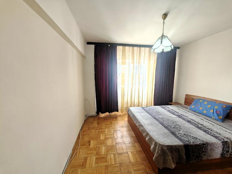 Apartament cu 2 camere decomandat în Banca Națională