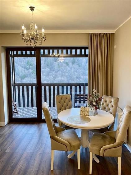 Apartament cu 3 camere decomandat, mobilat în Răcădău