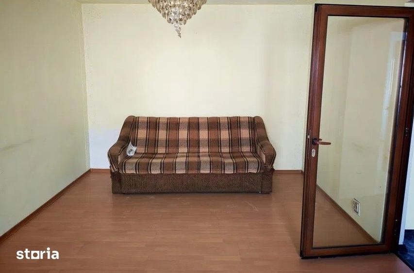 Apartament cu 2 camere decomandat în Titan