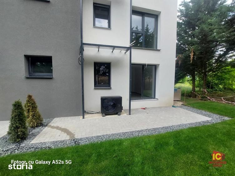 Apartament cu 3 camere în Cristian