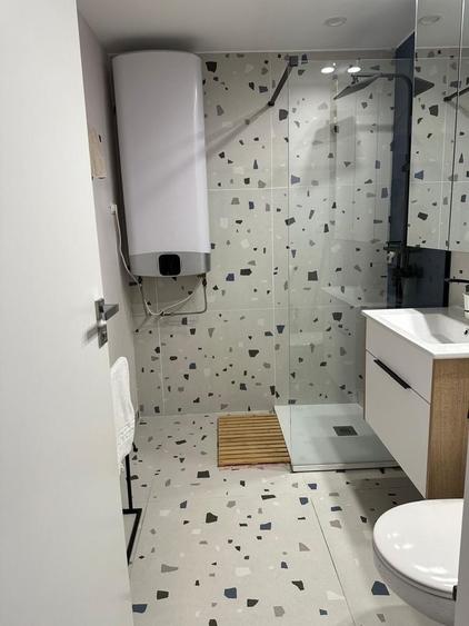Apartament cu 2 camere decomandat în Aviației