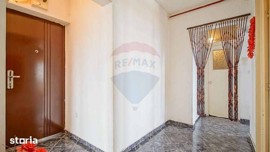 Apartament cu 3 camere decomandat, mobilat în Astra