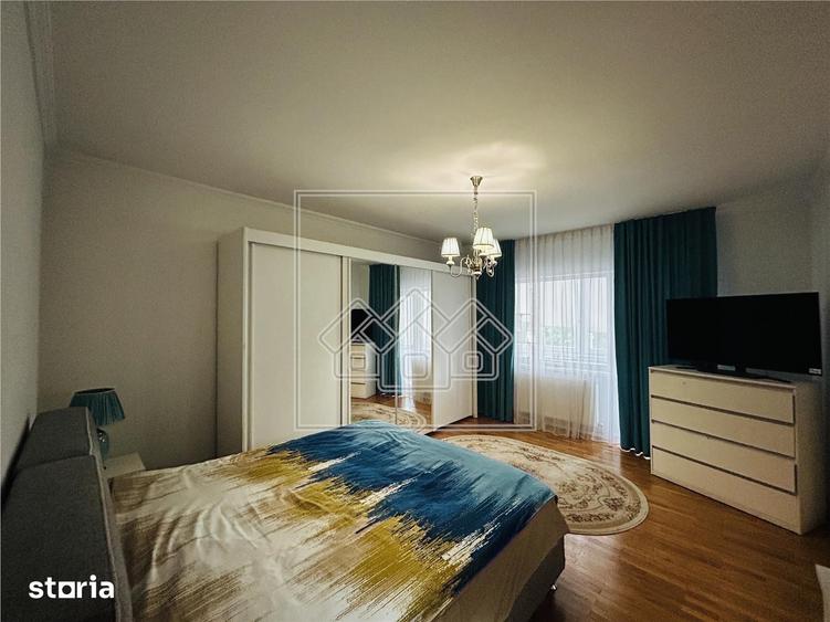Apartament cu 4 camere în Ștrand