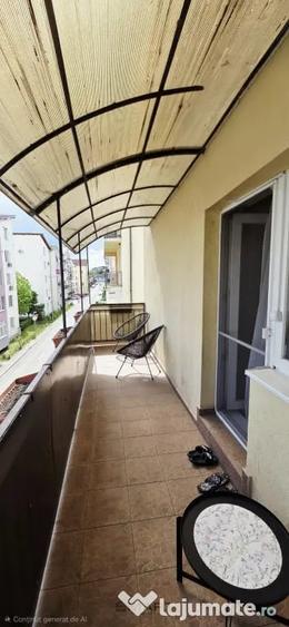 Apartament cu 3 camere decomandat în Turnișor