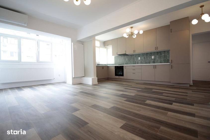 Apartament cu 3 camere decomandat în Teiul Doamnei