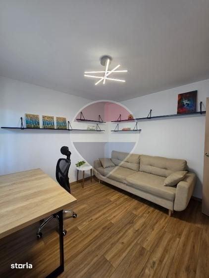 Apartament cu 3 camere în Podu Roș
