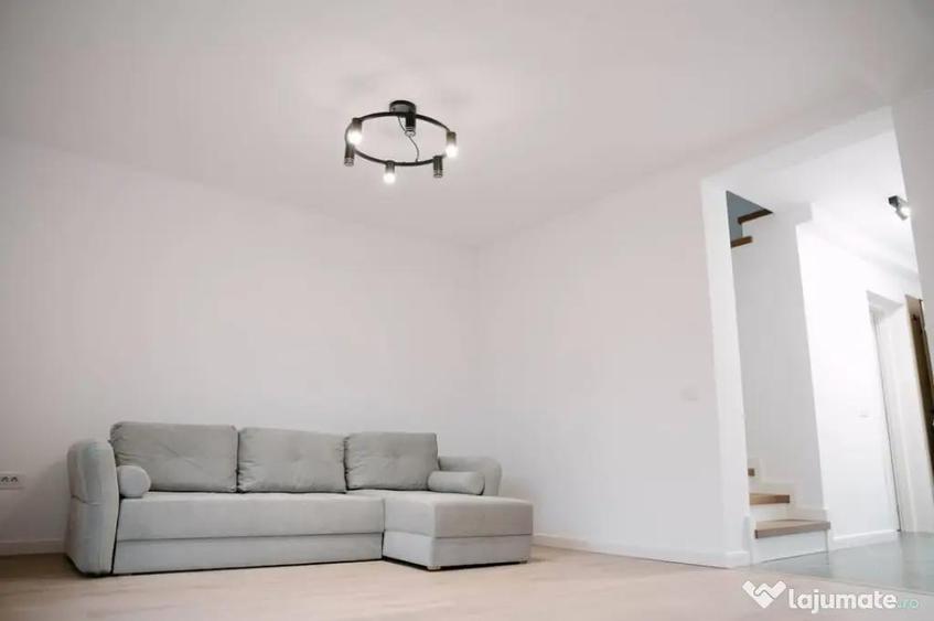 Casă cu 4 camere cu Teren 300 Mp în Horpaz