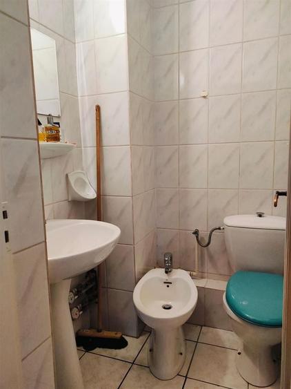 Apartament cu 3 camere decomandat în Rogerius